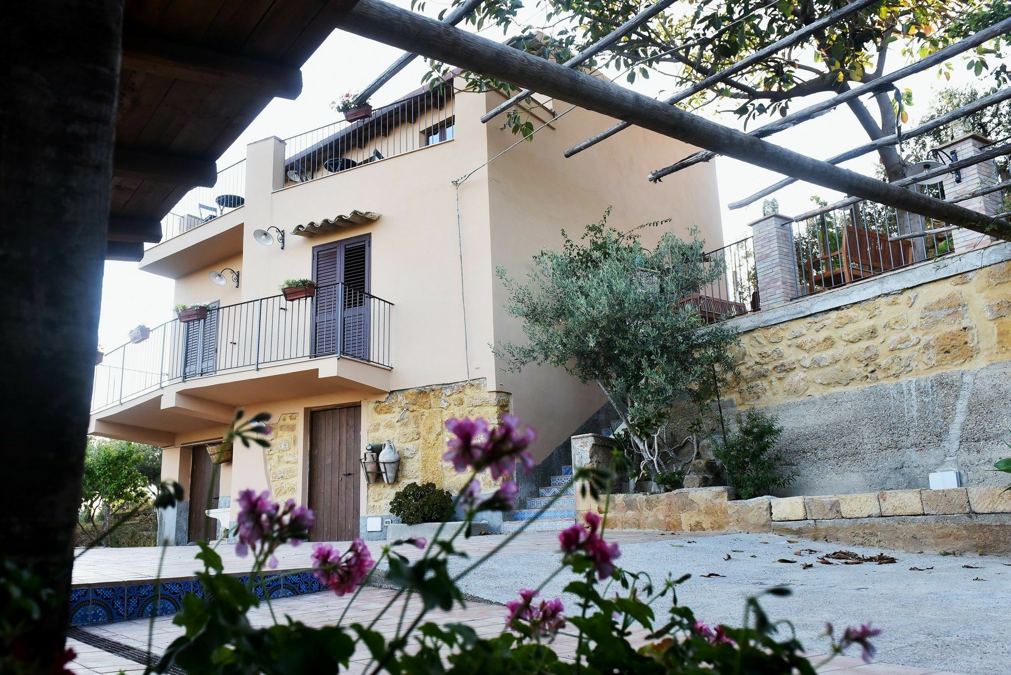 לינה וארוחת בוקר אגריג'נטו Parco Dei Templi מראה חיצוני תמונה